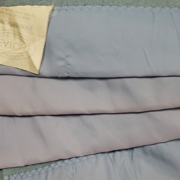 Vintage Eaton Blue 100% Pure New Wool Blanket 71x 89 Approx - Picture 3 of 9